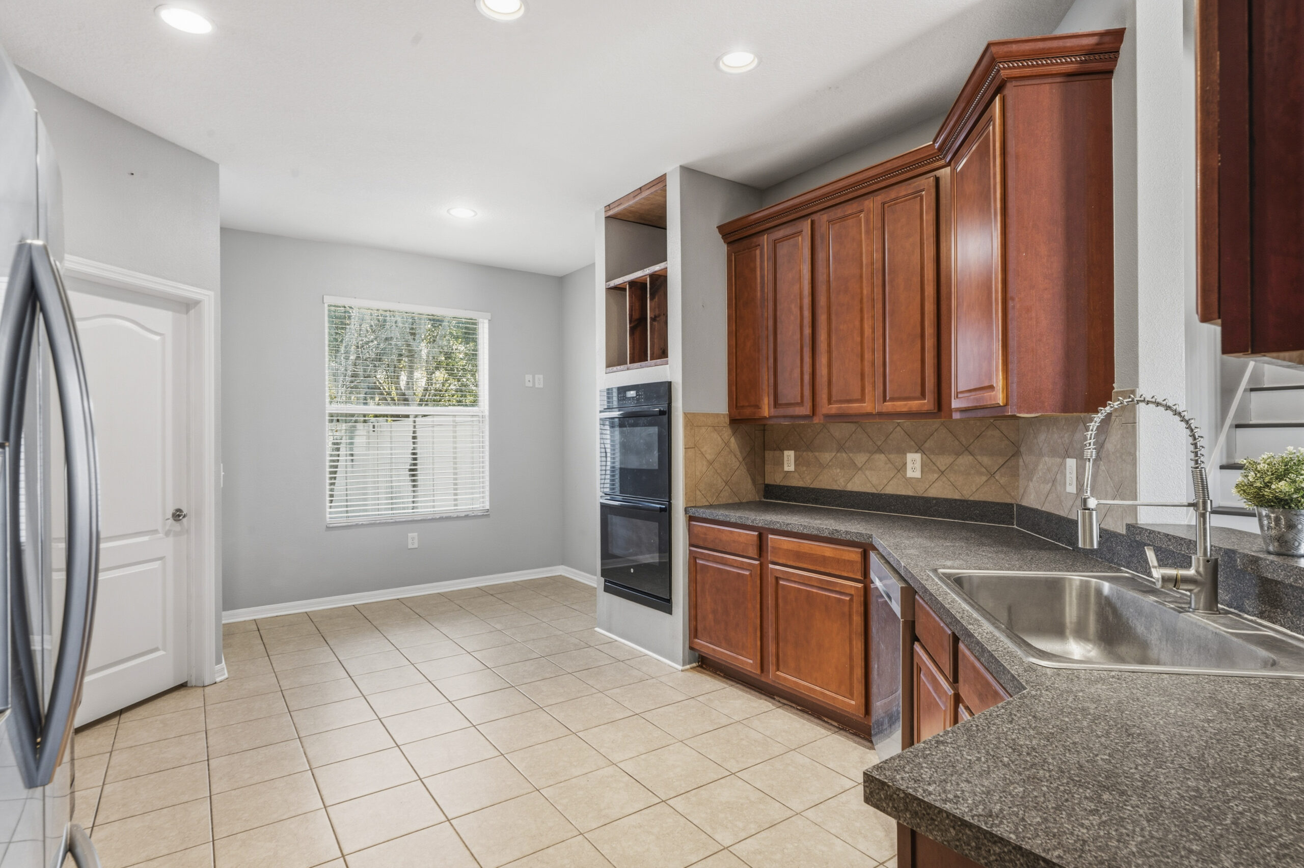 Modern kitchen in a Land O' Lakes Florida home