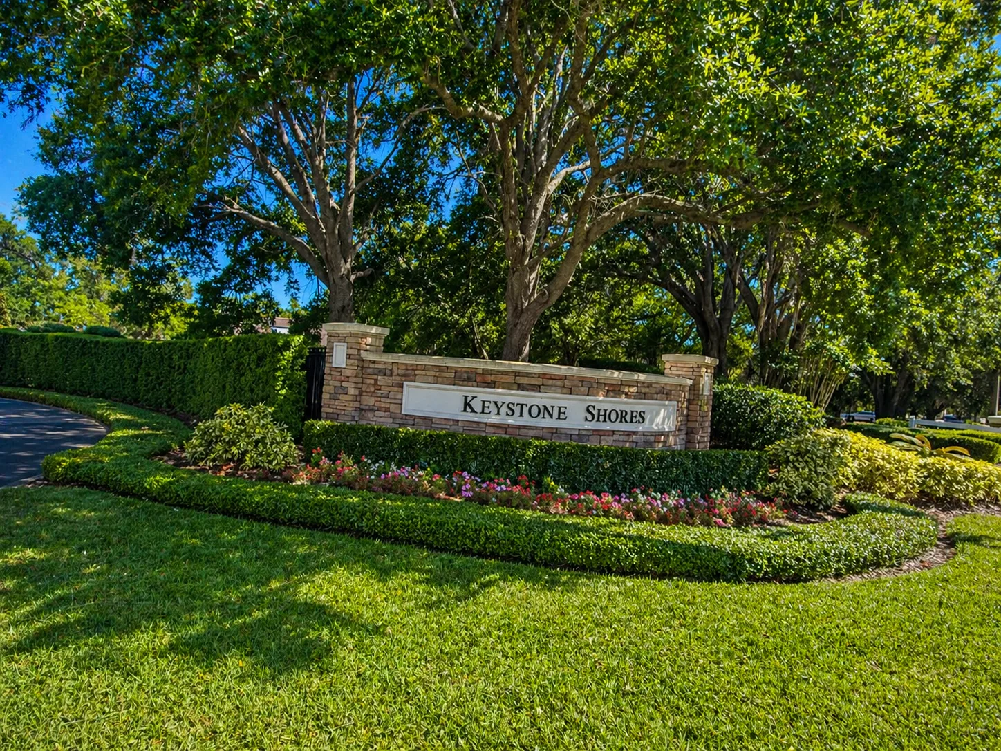 Lakefront and Acreage, Odessa FL